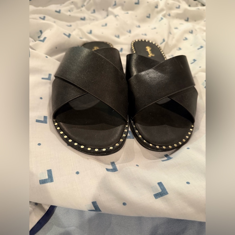 NWOB Qupid Black Silver Studded Sandals Size 9